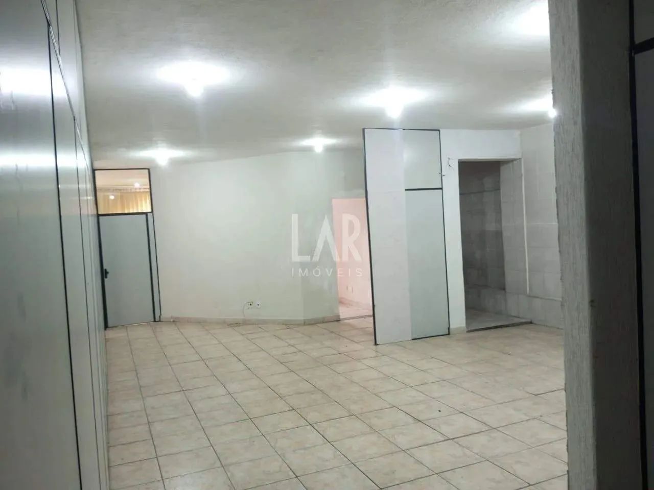 Casa Comercial à venda, 4 vagas, Floresta - Belo Horizonte/MG