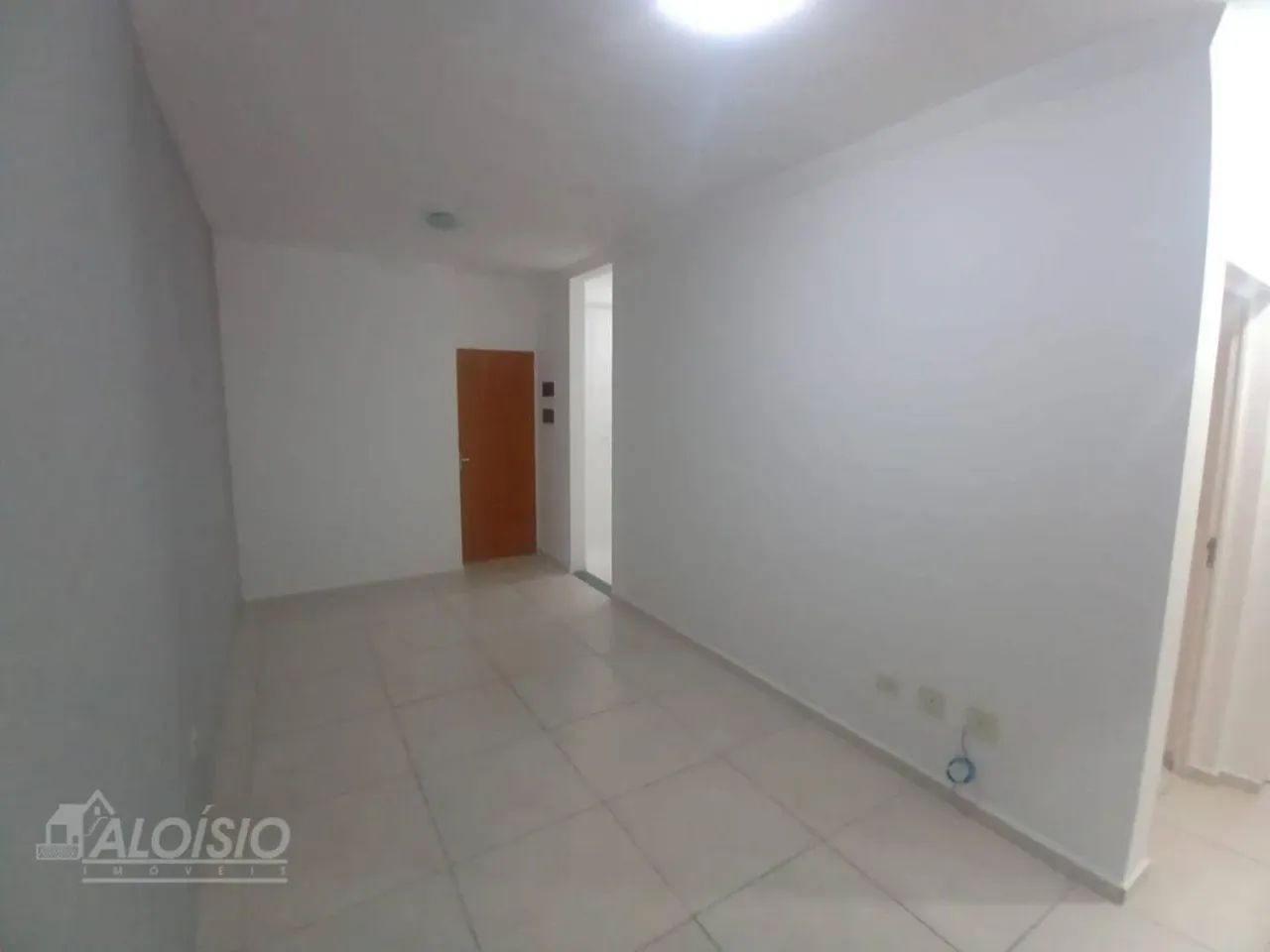 Apartamento com 2 dormitórios para alugar, 48 m² por R$ 1.317,74/mês - Fonte Imaculada - T - Foto 3