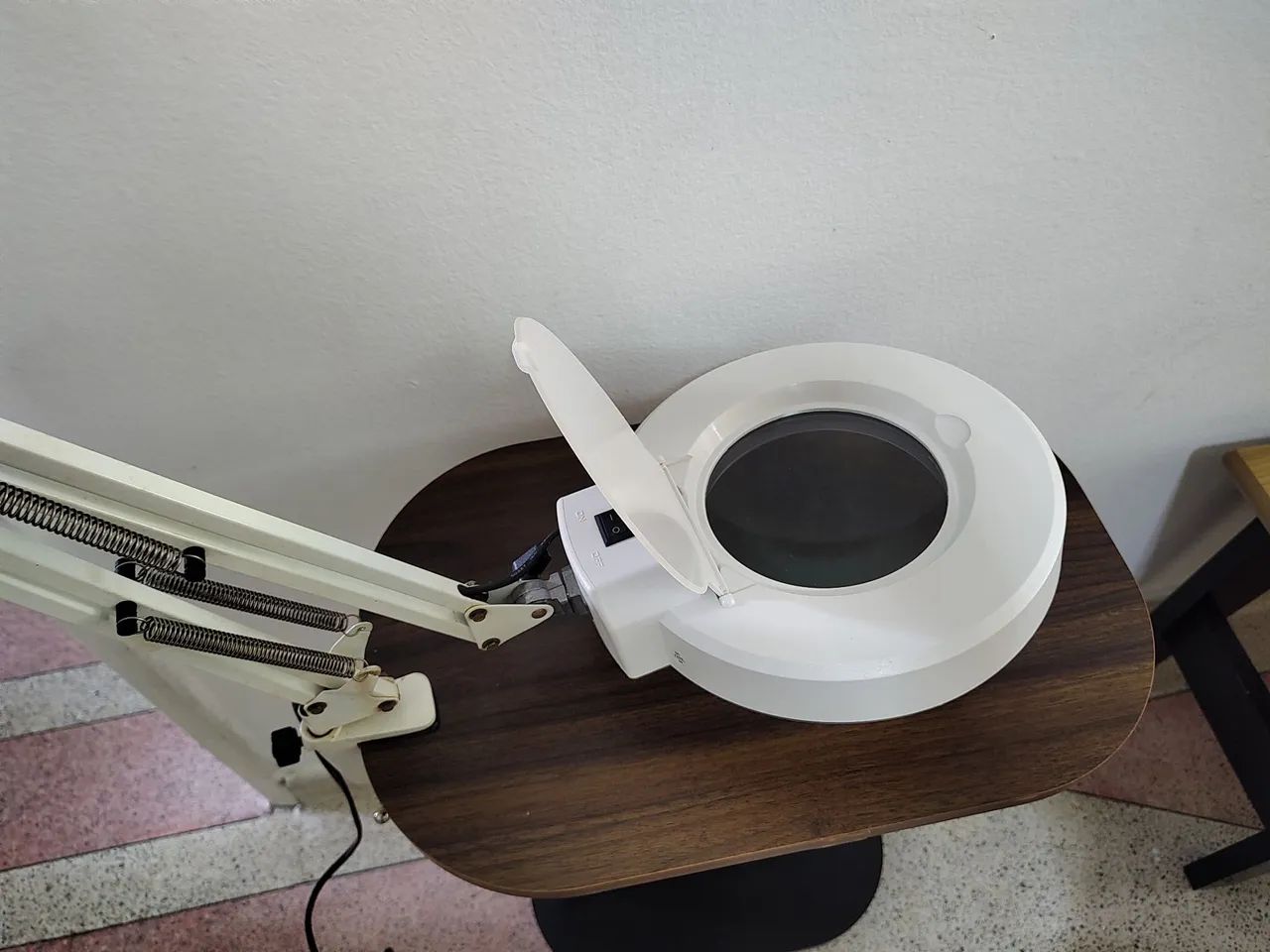 Luminária lupa led/mesa 10x profissional  - Foto 2