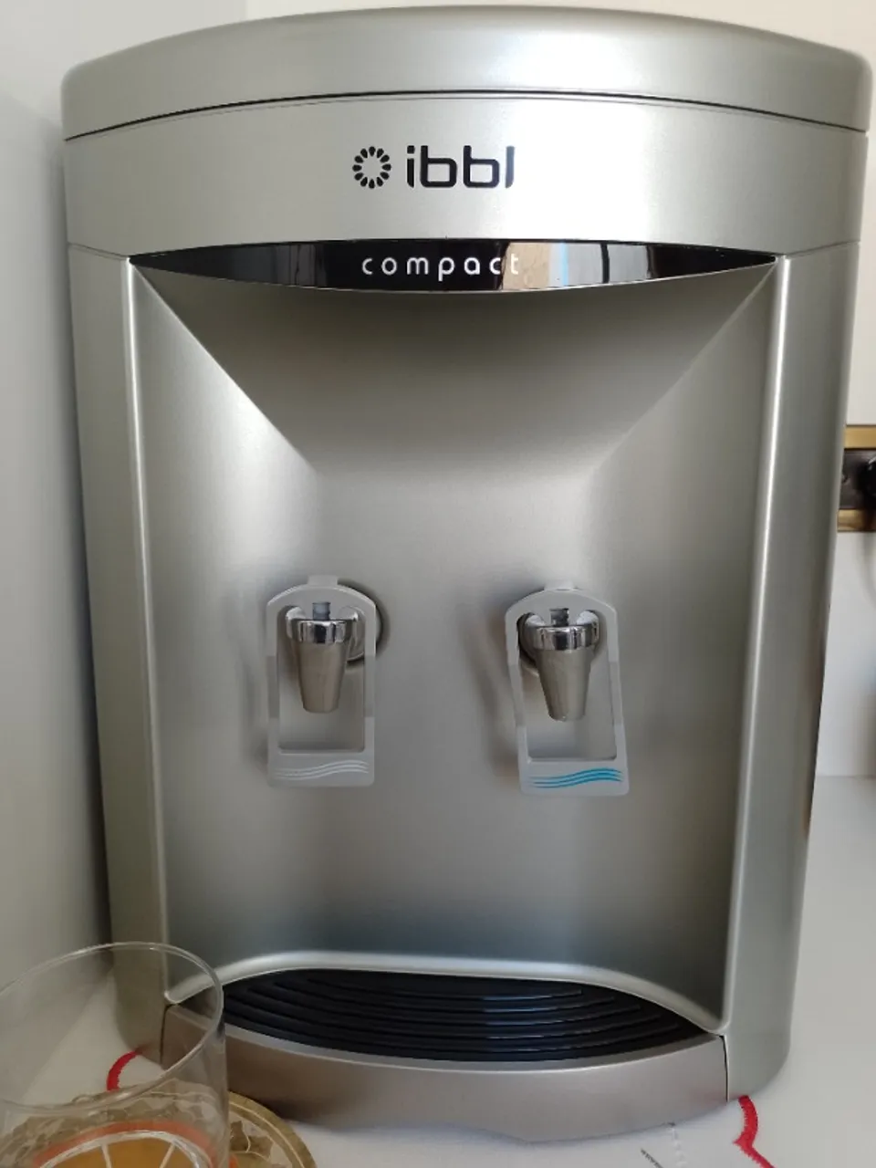 Bebedouro De Água Ibbl Compact 20l Prateado 220v