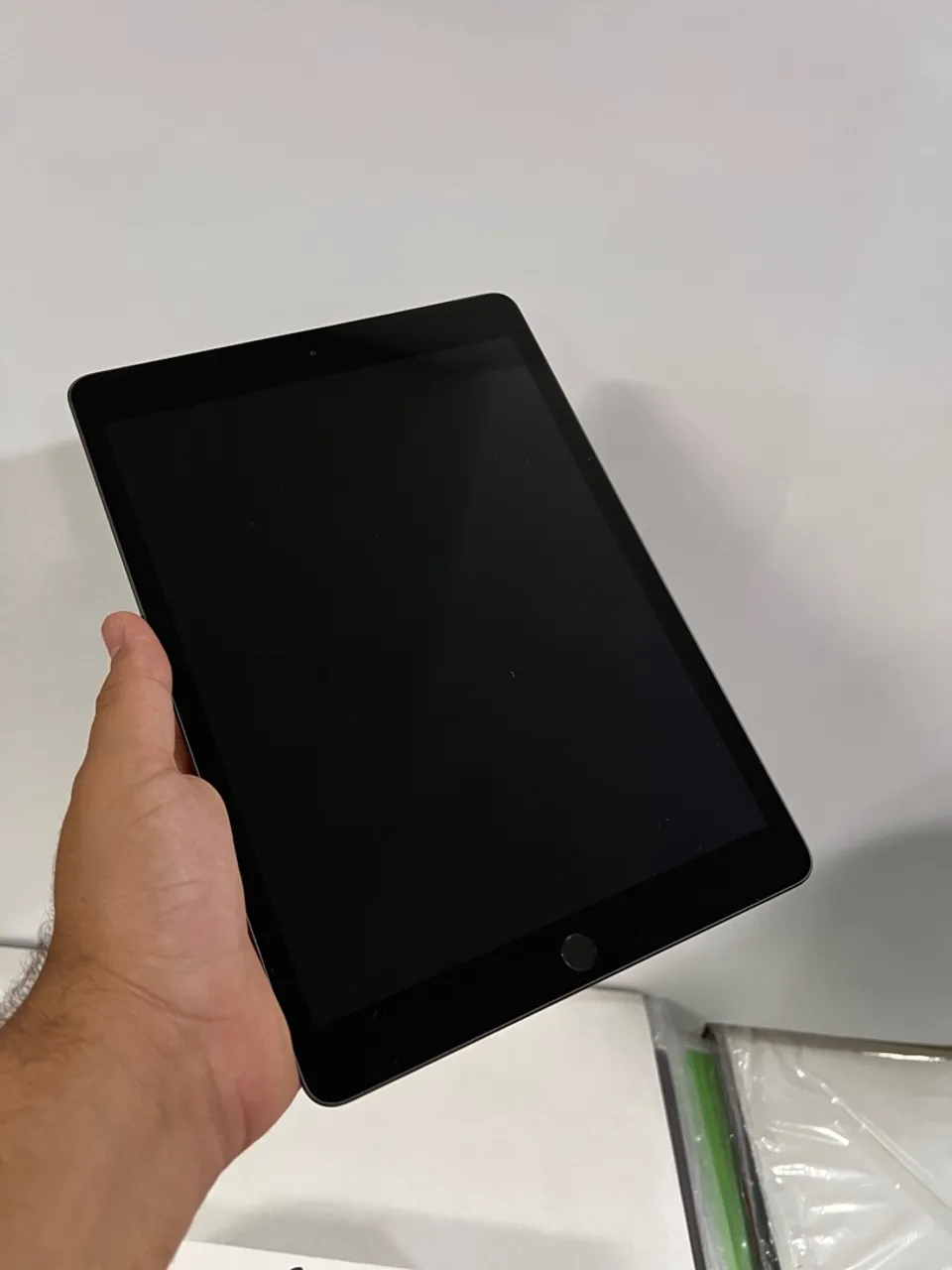 iPad 7ª Gen Wi-Fi + Celular (A2198) 128GB