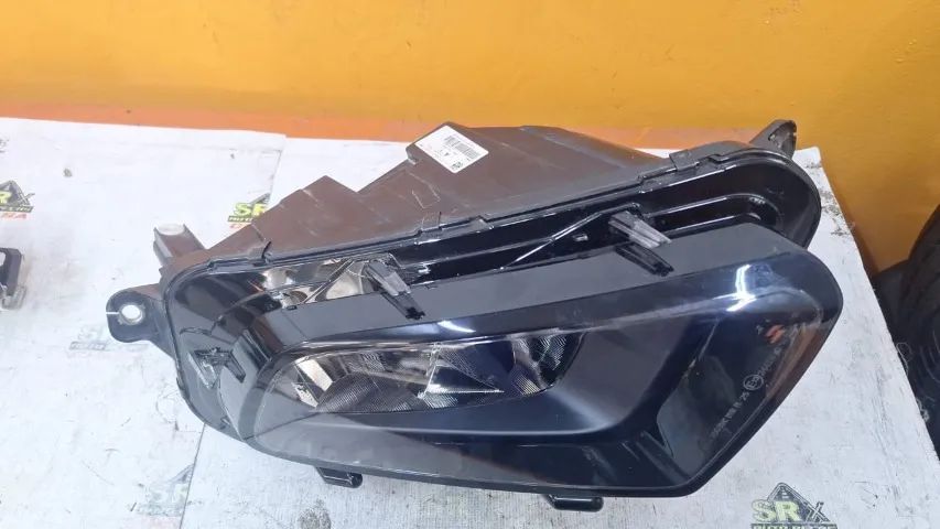 Farol Direito Toro  - Foto 4
