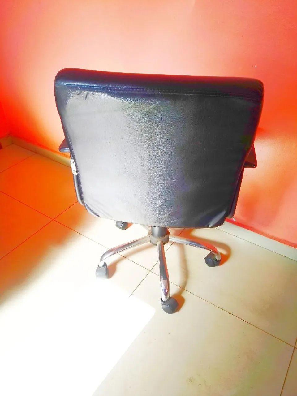 Cadeira Escritorio Presidente - Foto 4