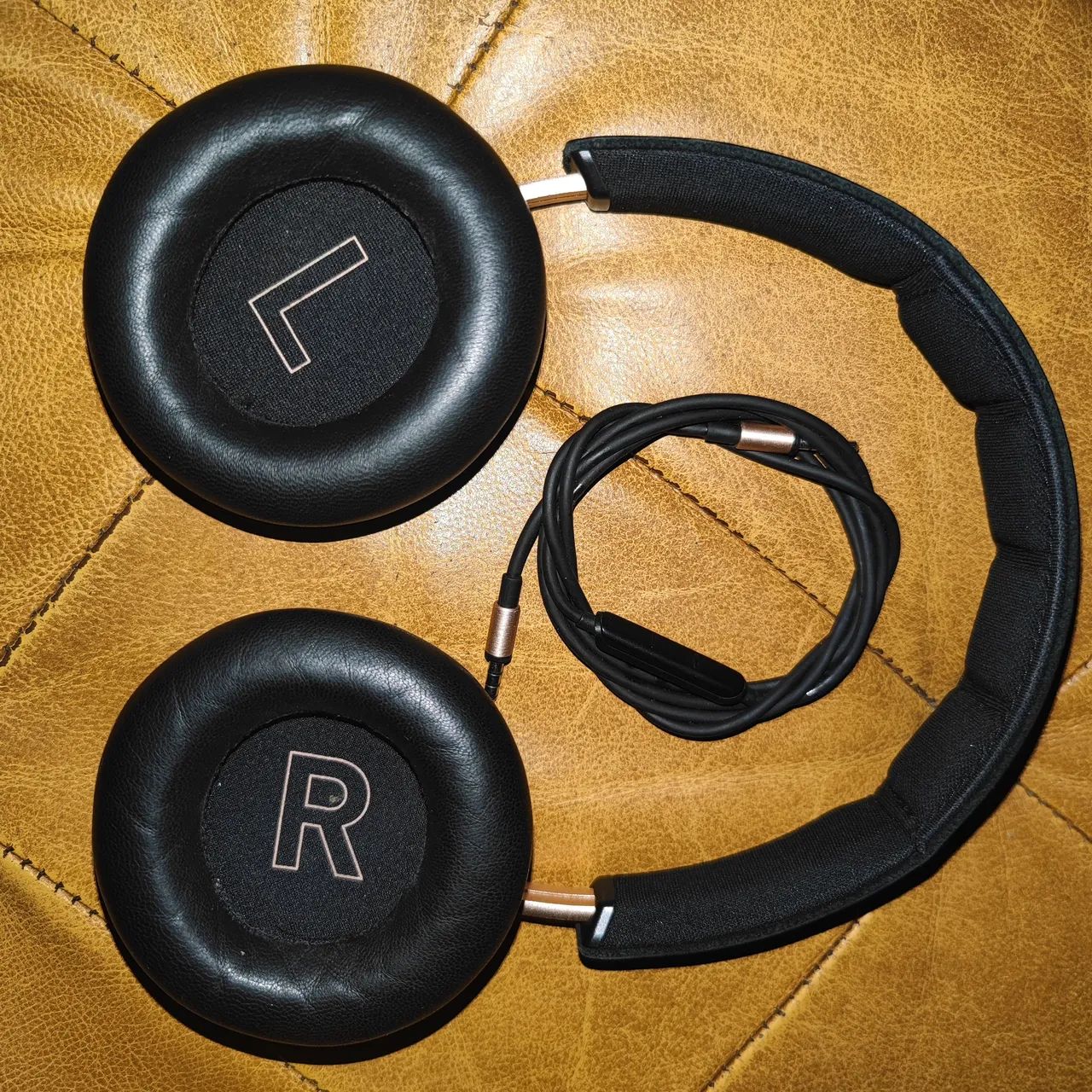 Fone Bang & Bang & Olufsen Celebrate 90 - Foto 2