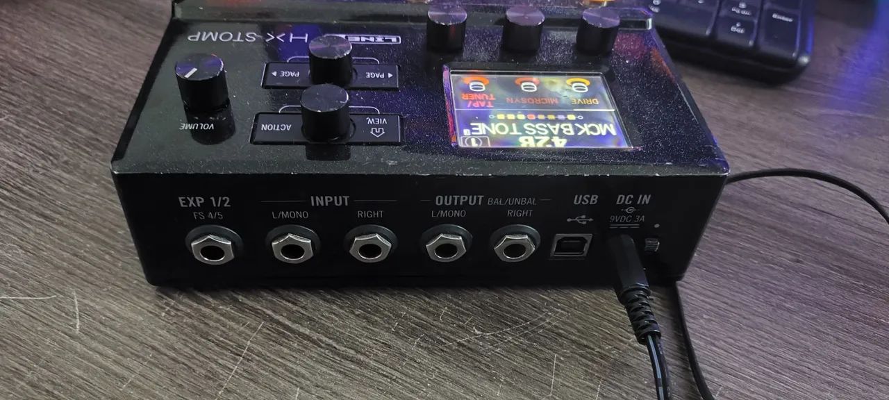 HX STOMP LINE 6 + FONTE EXCELENTE ESTADO - Instrumentos musicais