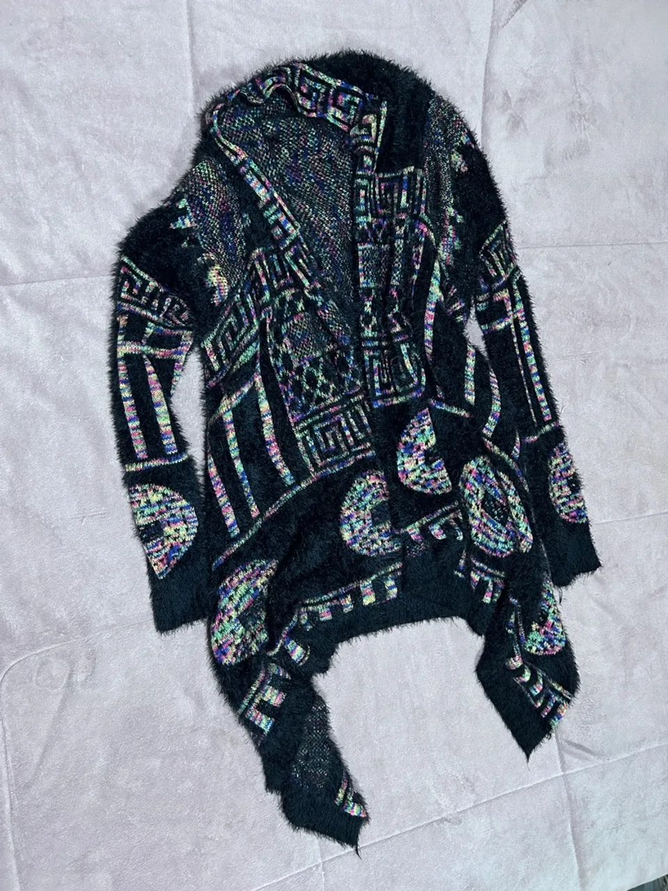 Cardigan com design geométrico e brilho