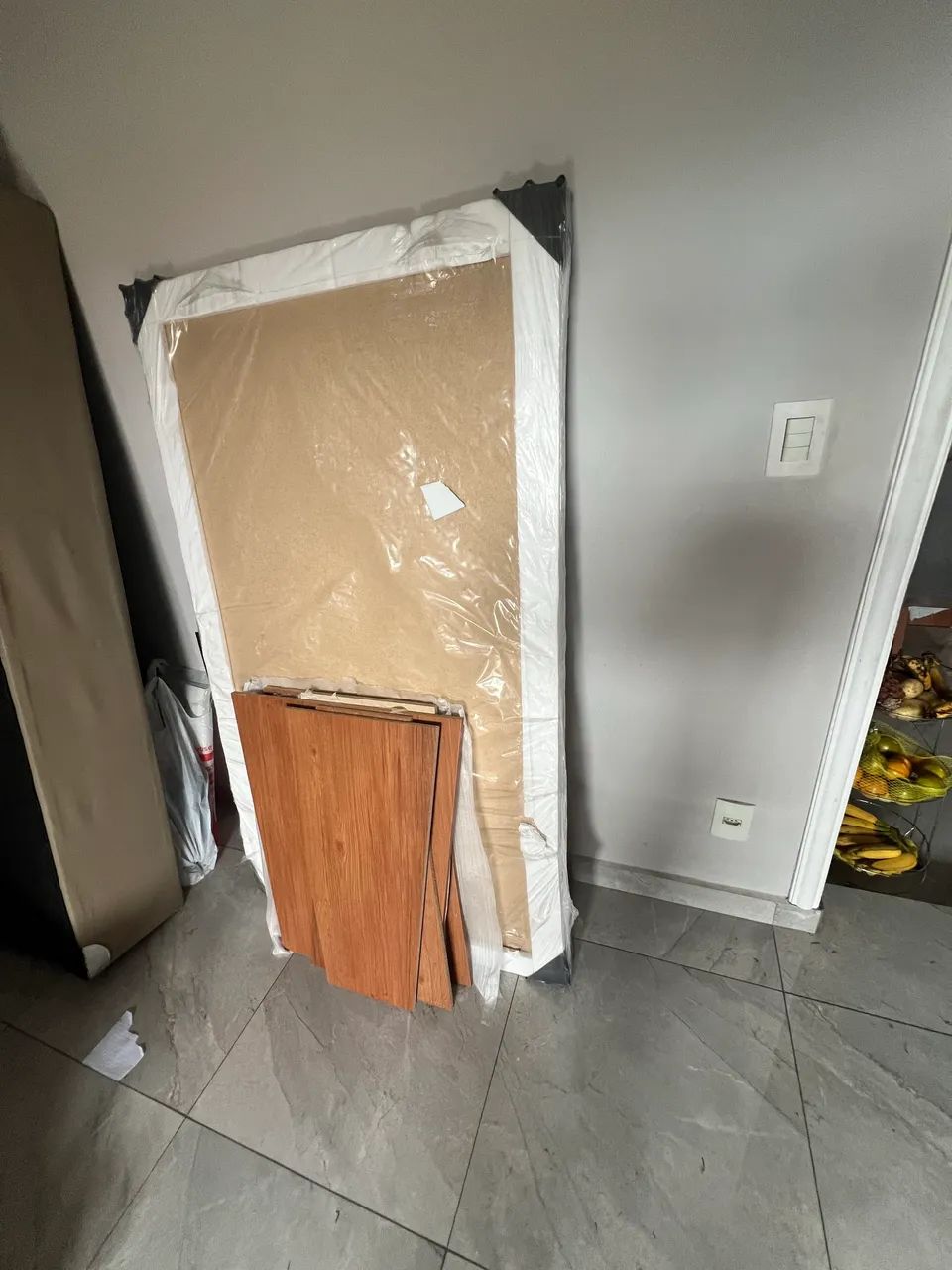 mesa para sala de jantar 160x90 com vidro lapidado - Foto 3