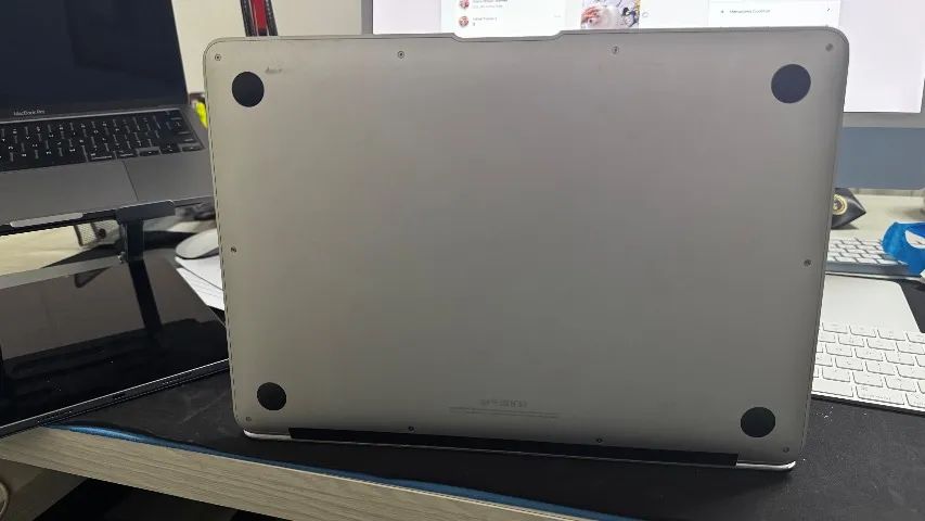 MacBook Air impecável  + teclado bluetooth + magic mouse sem fio de brinde - Foto 3