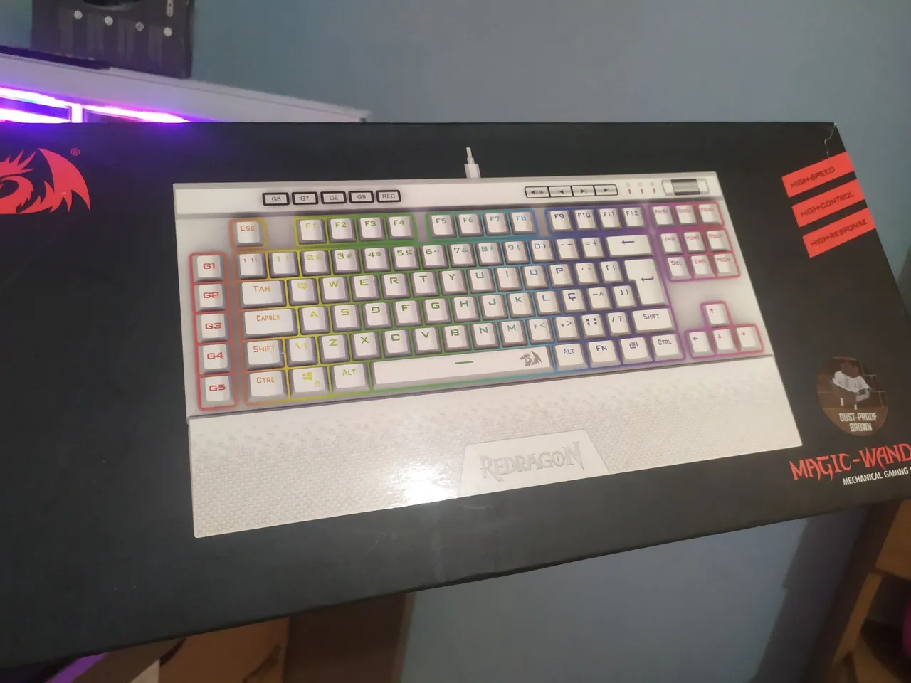 Teclado Mecânico Gamer Redragon Magic Wand