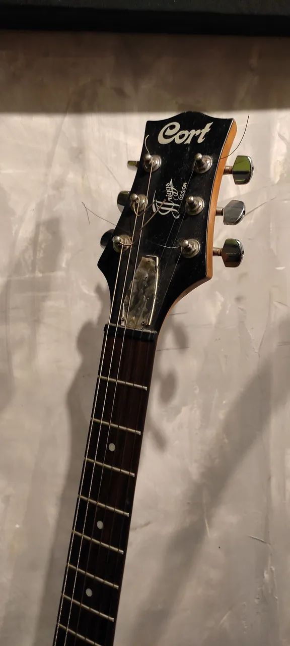 Guitarra Cort JTriggs semi acústica  - Foto 3