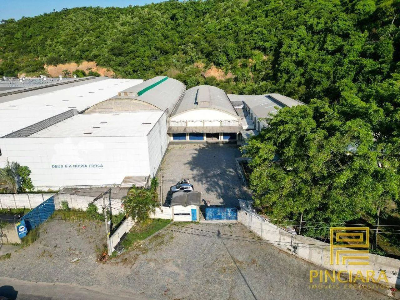 Galpão de 4800 m², à venda por R$11.000.000 ou para alugar por R$65.000 + taxas - Tribobó - Foto 4