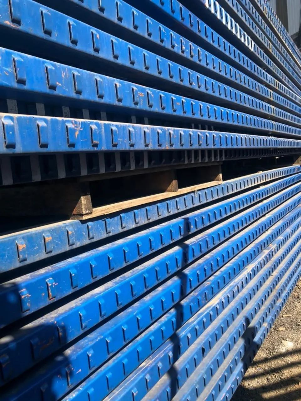 MONTANTE PARA PORTA PALLET FABRICANTE FIEL - Foto 2