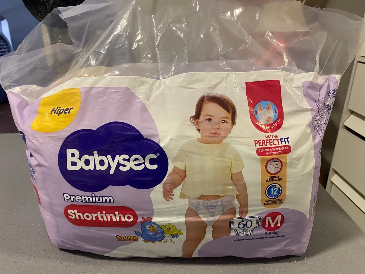 Fraldas Babysec Premium Shortinho M - Pacote com 60 unidades