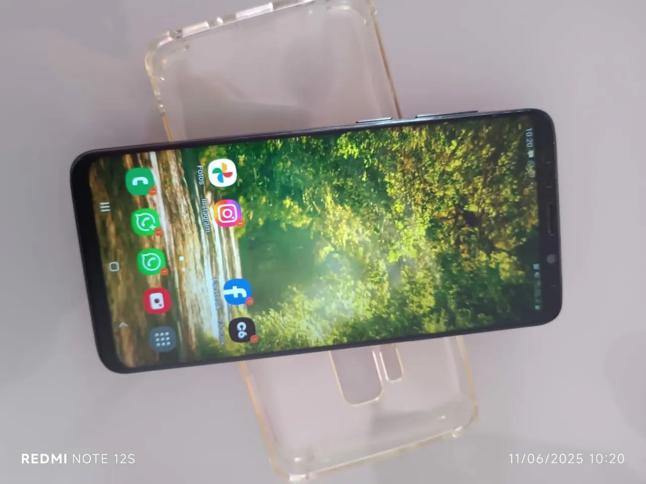 Vendo s9 plus dourado semi novo - Foto 2