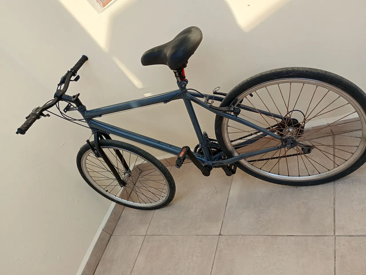 Bicicleta Urbana Cinza