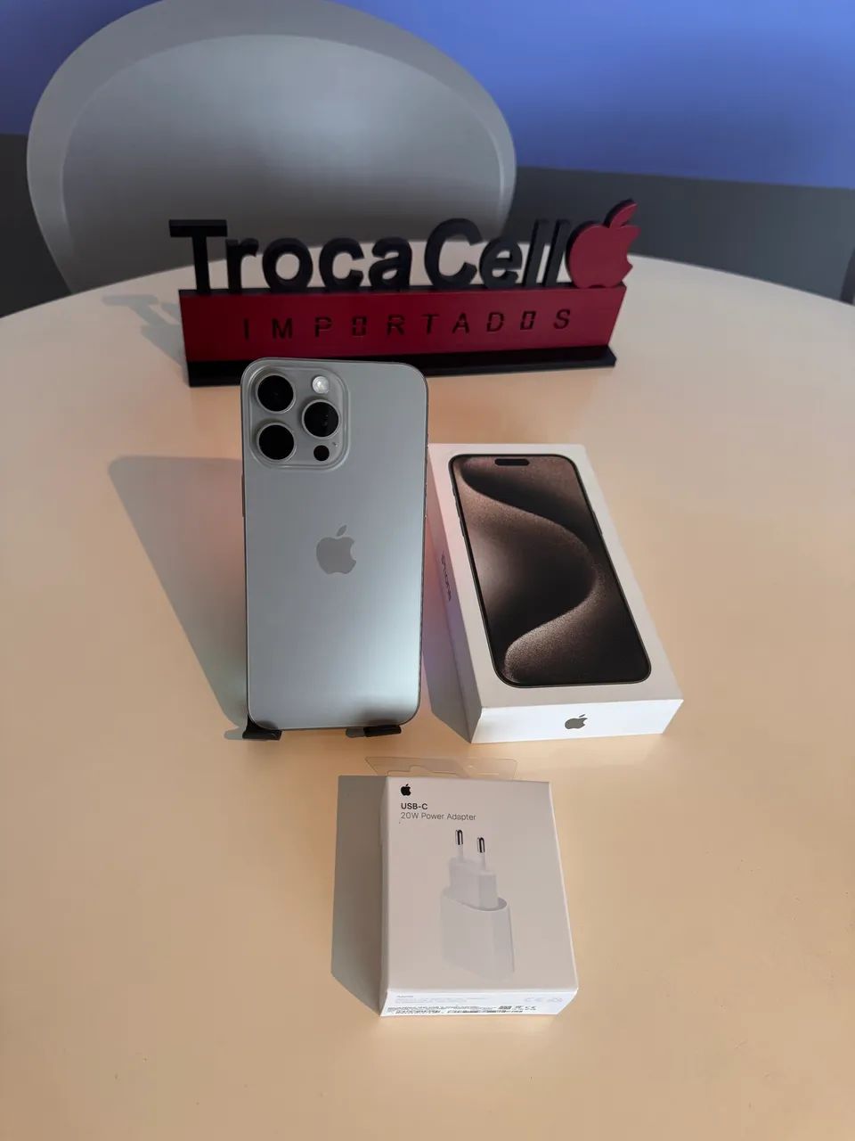 Iphone 15 Pro Max 256GB Natural. Troco ou parcelo!! - Celulares e