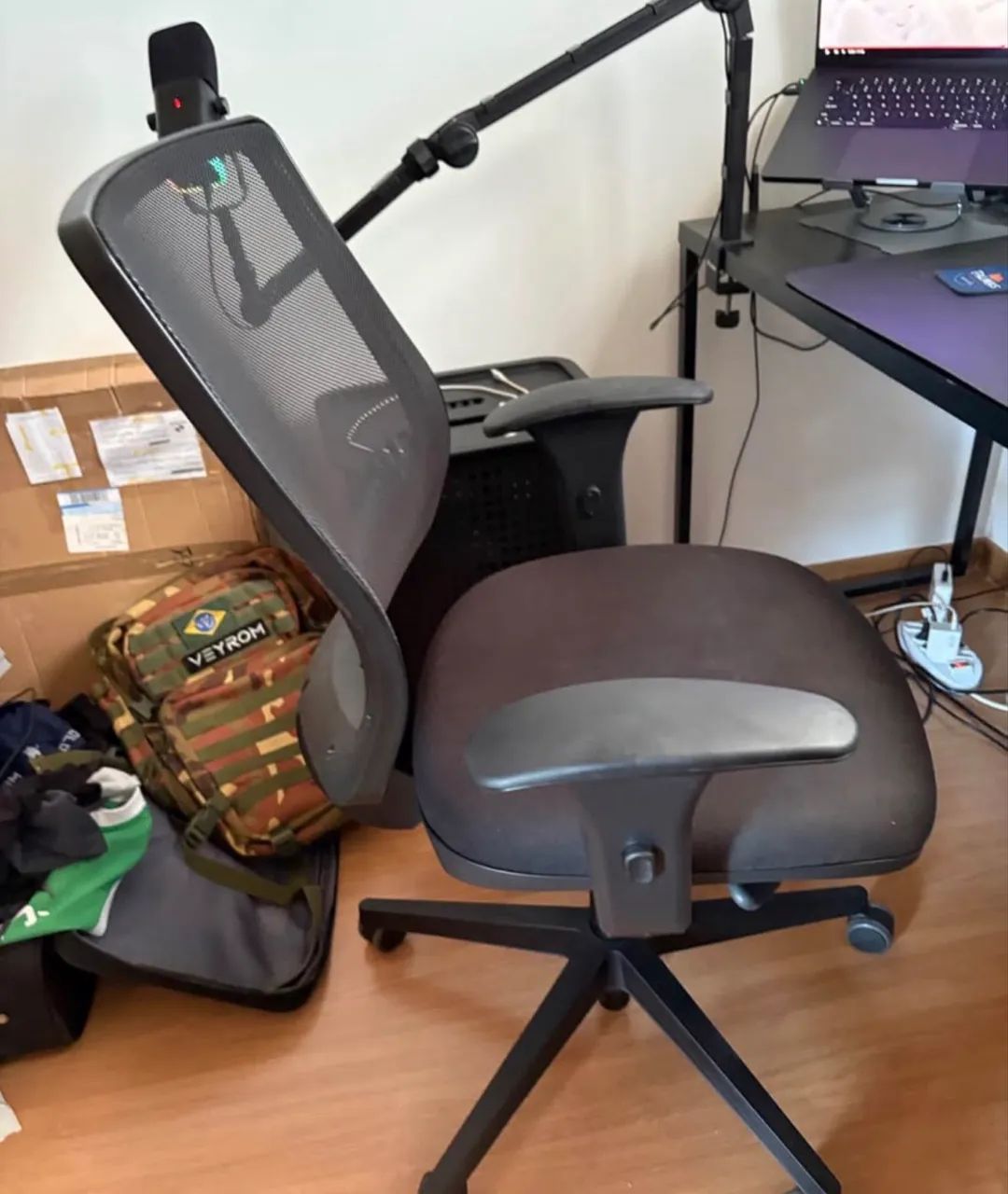 Cadeira FlexForm Uni AlI Black em ótimo 