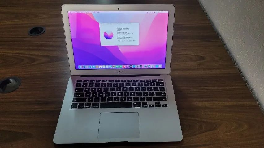 Macbook Air 13-inch, 2017 - modelo A1466