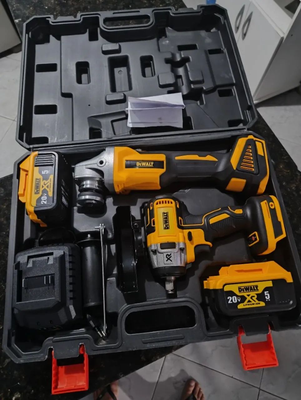 Jogo de ferramentas a bateria nova Esmerilhadeira e parafusadeira 64861554945283120
