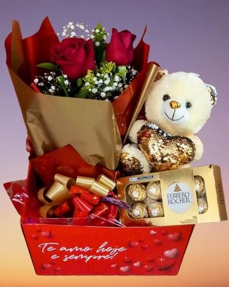 Cesta Romântica: Flores, Urso e Ferrero Rocher