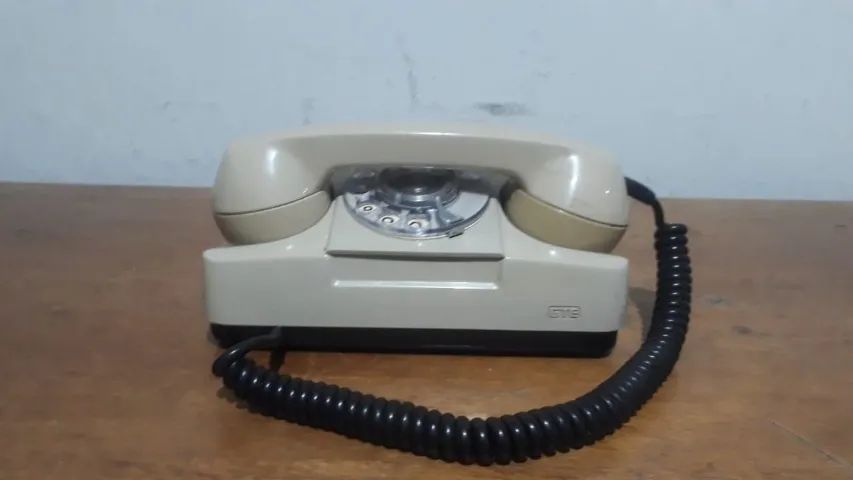 Telefones antigos para decoração bom estado 89,00 cada somos loja - 2108 - Foto 6