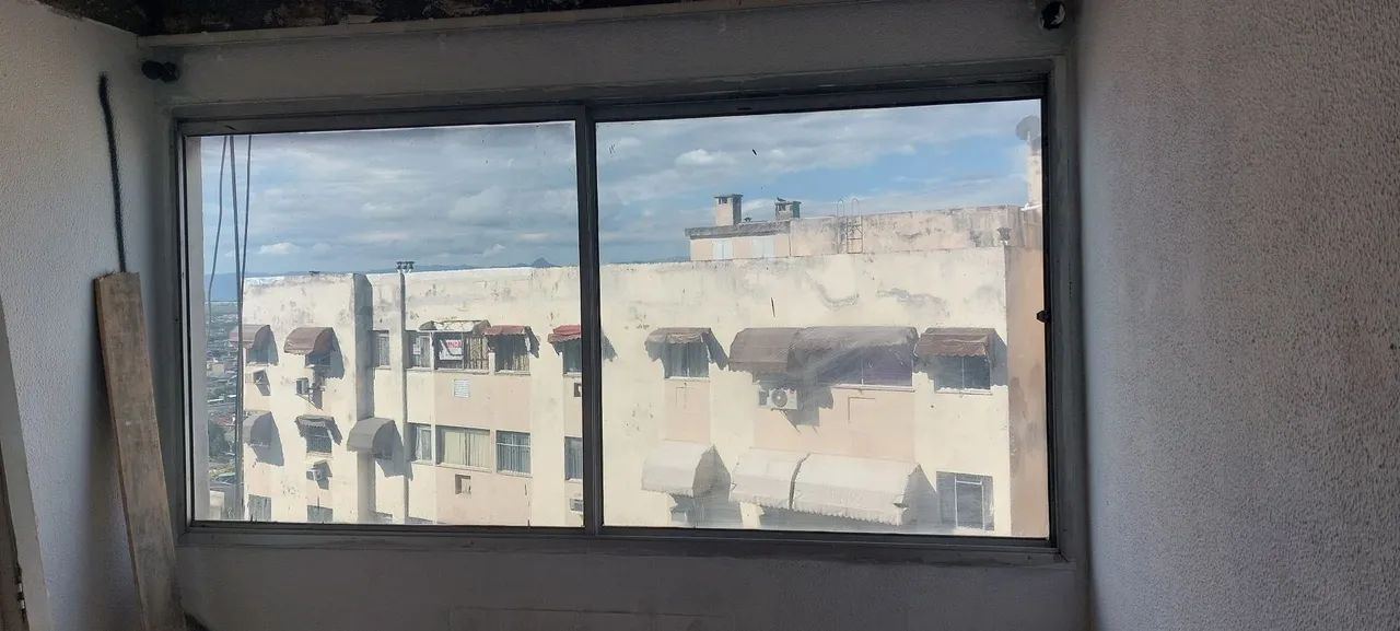 Janelas de Alumínio - Usadas64842084883075120