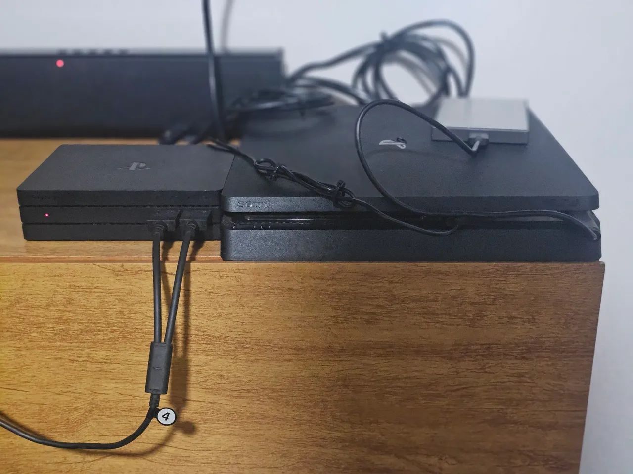 Play Station 4 + VR/ óculos 3D - Foto 2