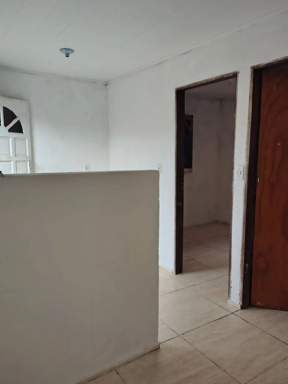 Alugo uma casa - Foto 2