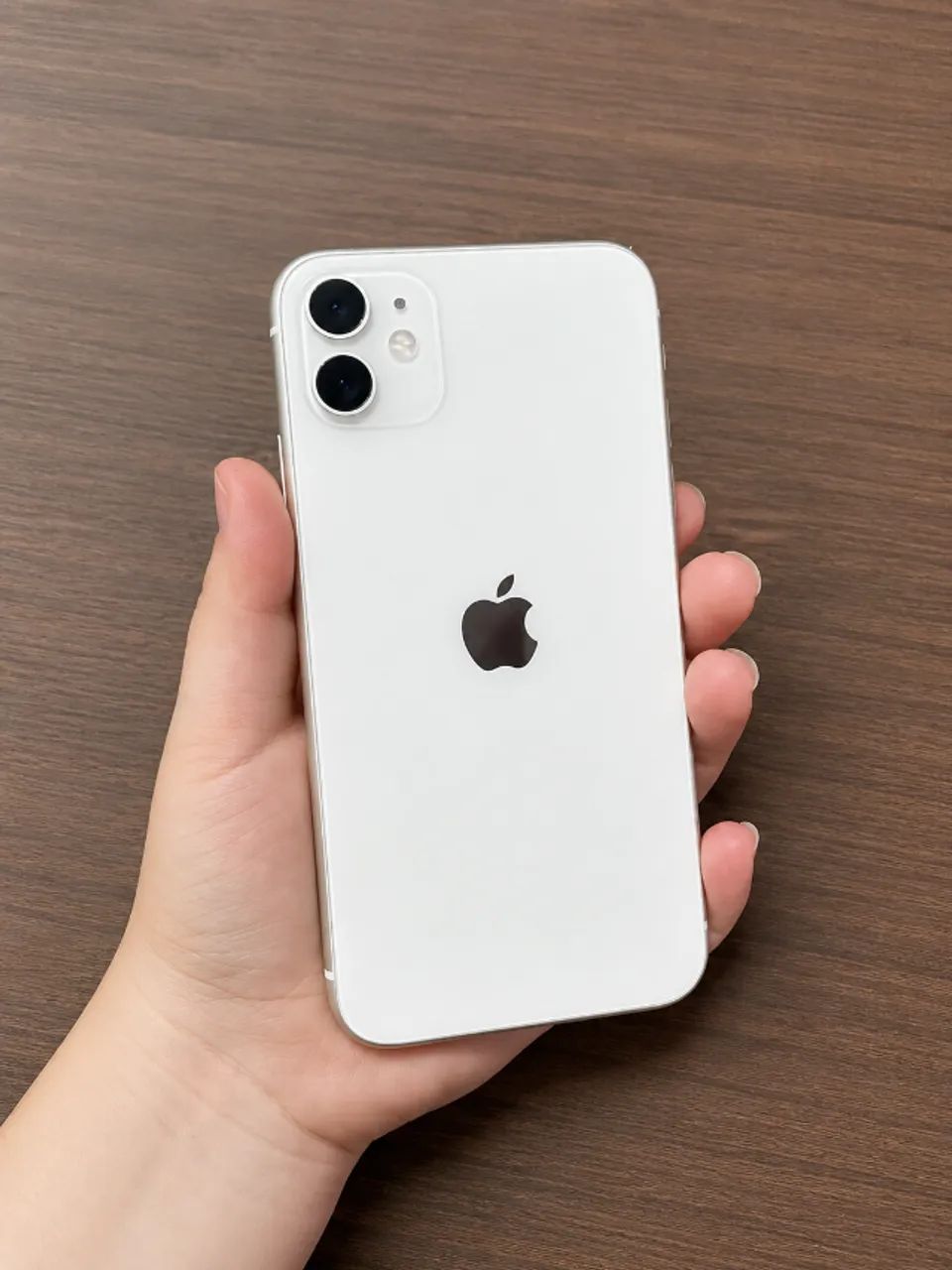 IPHONE 11 MUITO COSERVADO - Foto 3