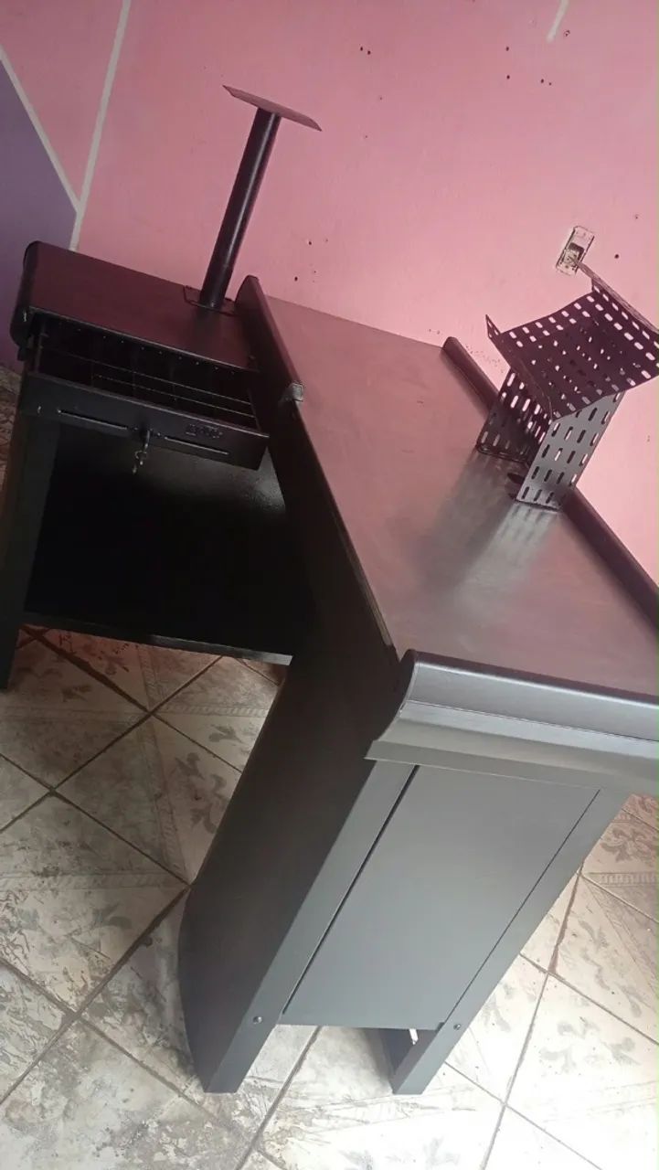 Balcão caixa de supermercado 