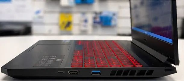 Notebook Acer Nitro 5  - Foto 2