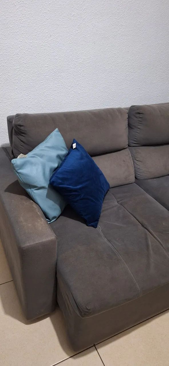 Sofá Retrátil e Reclinável Marrom 1,95m + 4 Almofadas de Brinde - Foto 4