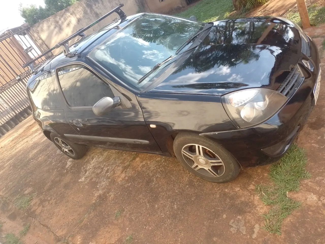 Renault Clio Clio Hi-Flex 1.0 16V 3p 2011