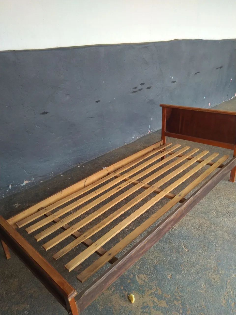 Cama de solteiro antiga  - Foto 3