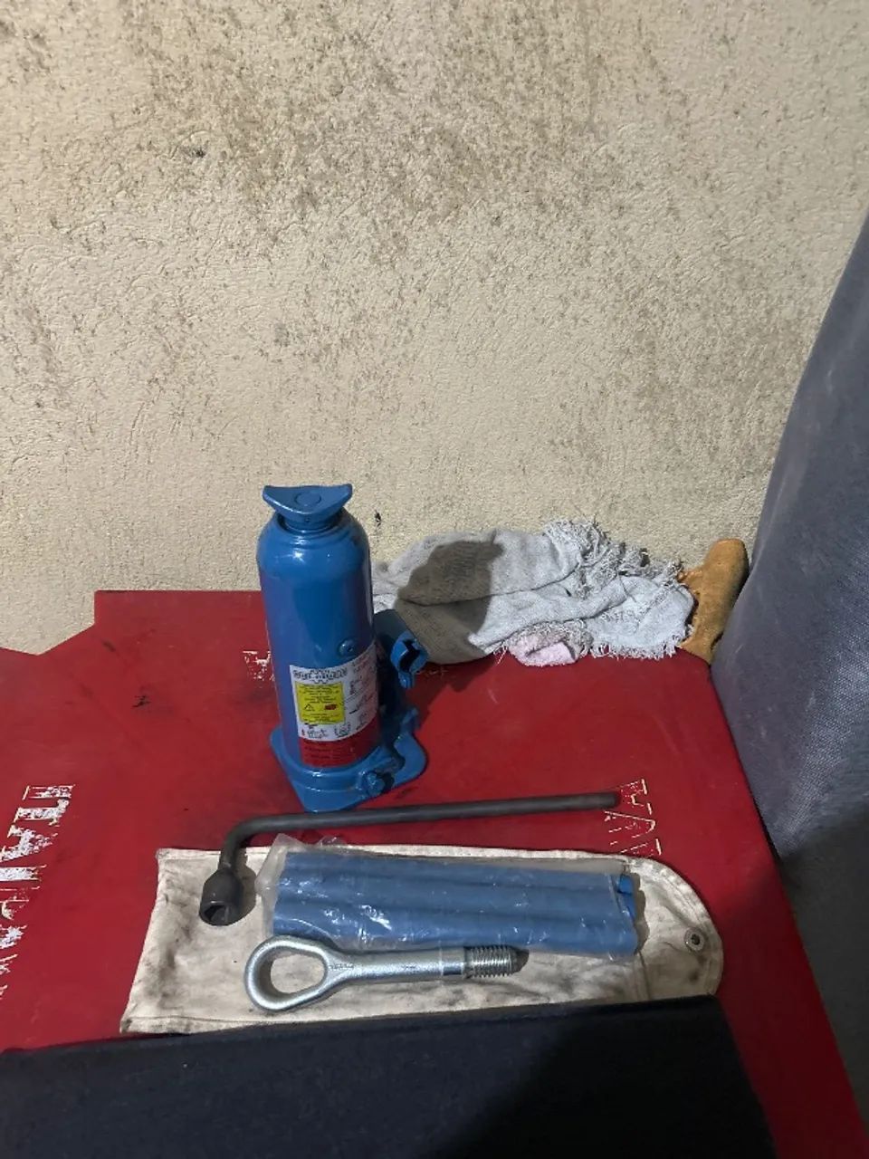 Macaco garrafa a óleo chave de roda rabo do macaco e triângulo da nova Mercedes Sprinter
