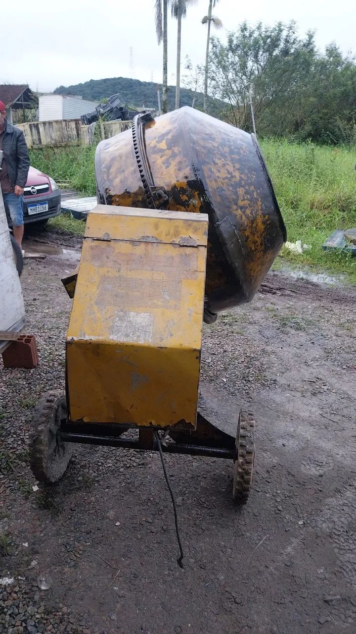Betoneira 400litros menegotti  - Foto 2