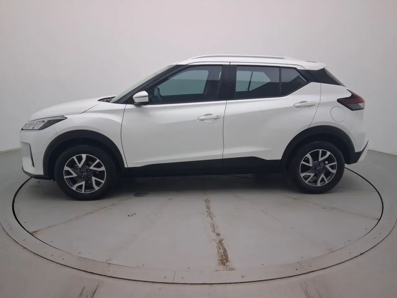 Nissan Kicks Sense 1.6 16V Flex Aut., foto 2 de 18