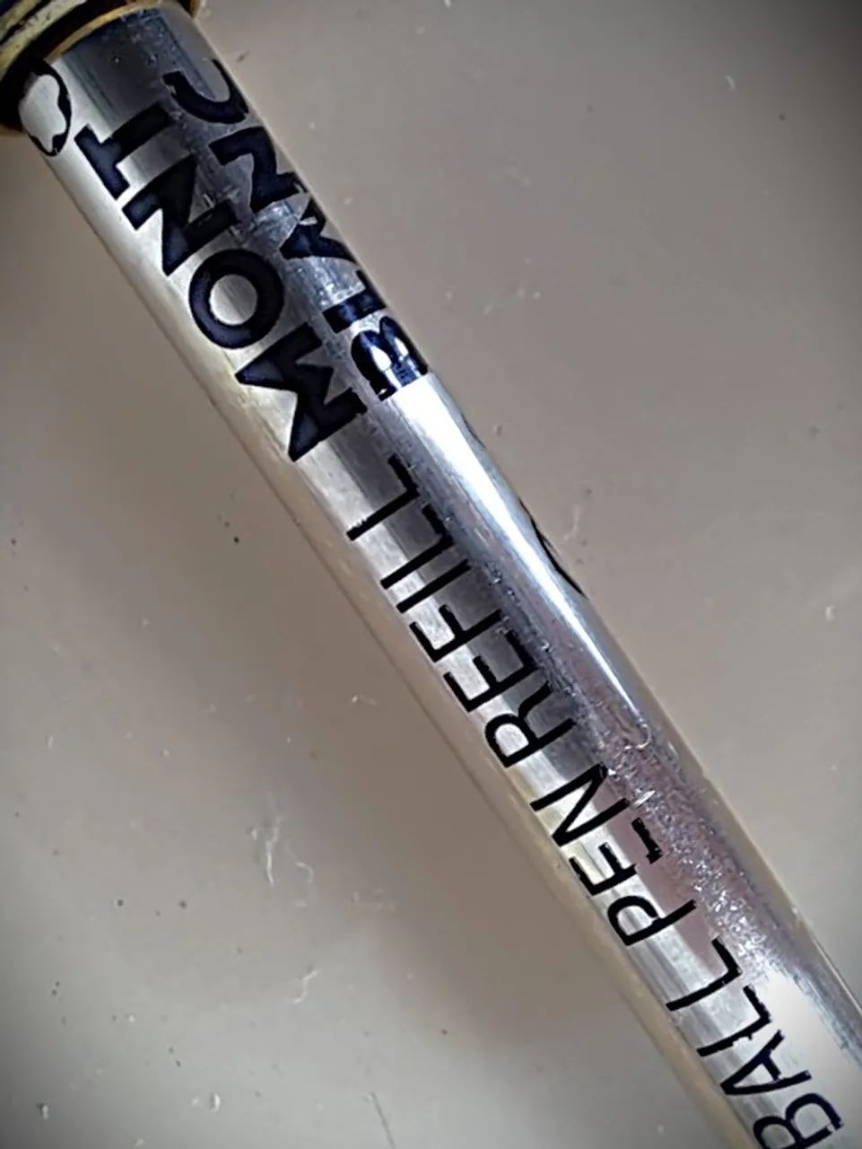 Caneta esferográfica Mont. Blanc original , carga nova, novíssima !! - Foto 4