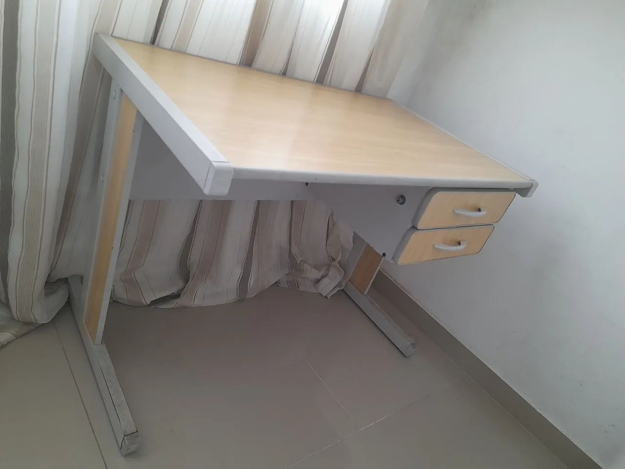 Mesa de escritório  - Foto 3