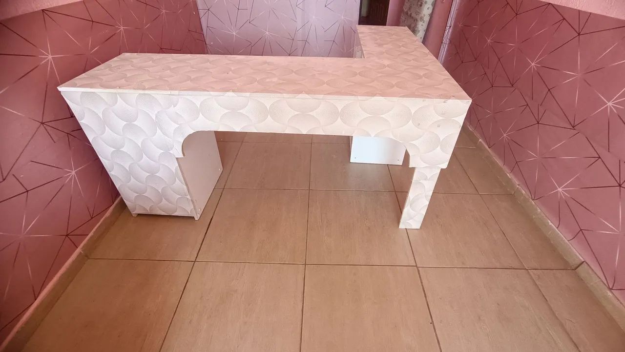 Mesinha em L - Foto 2
