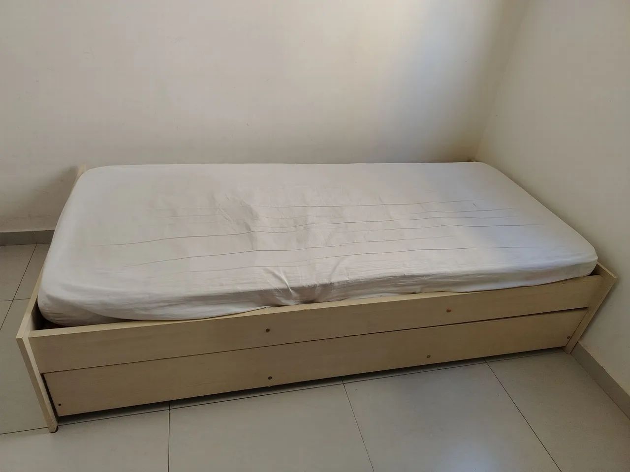 Cama de solteiro com auxiliar - 1 Colchão de brinde - Foto 5