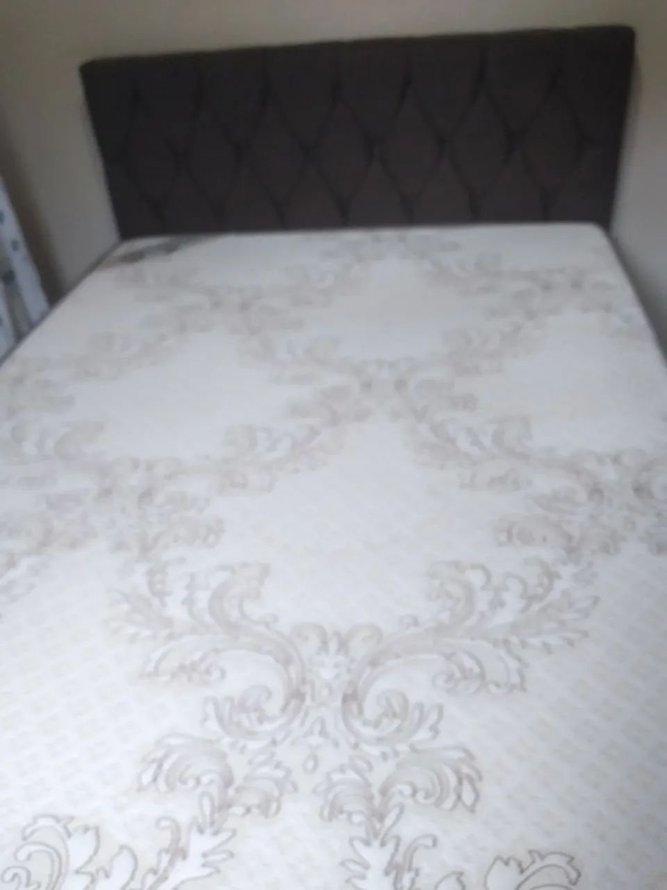 VENDO CAMA CASAL BOX NOVA