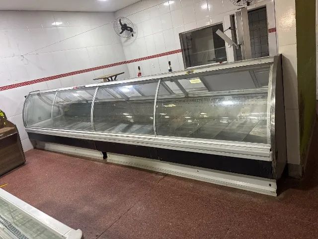 Gôndolas ilhas e check-outs e bancas de verdura  - Foto 2
