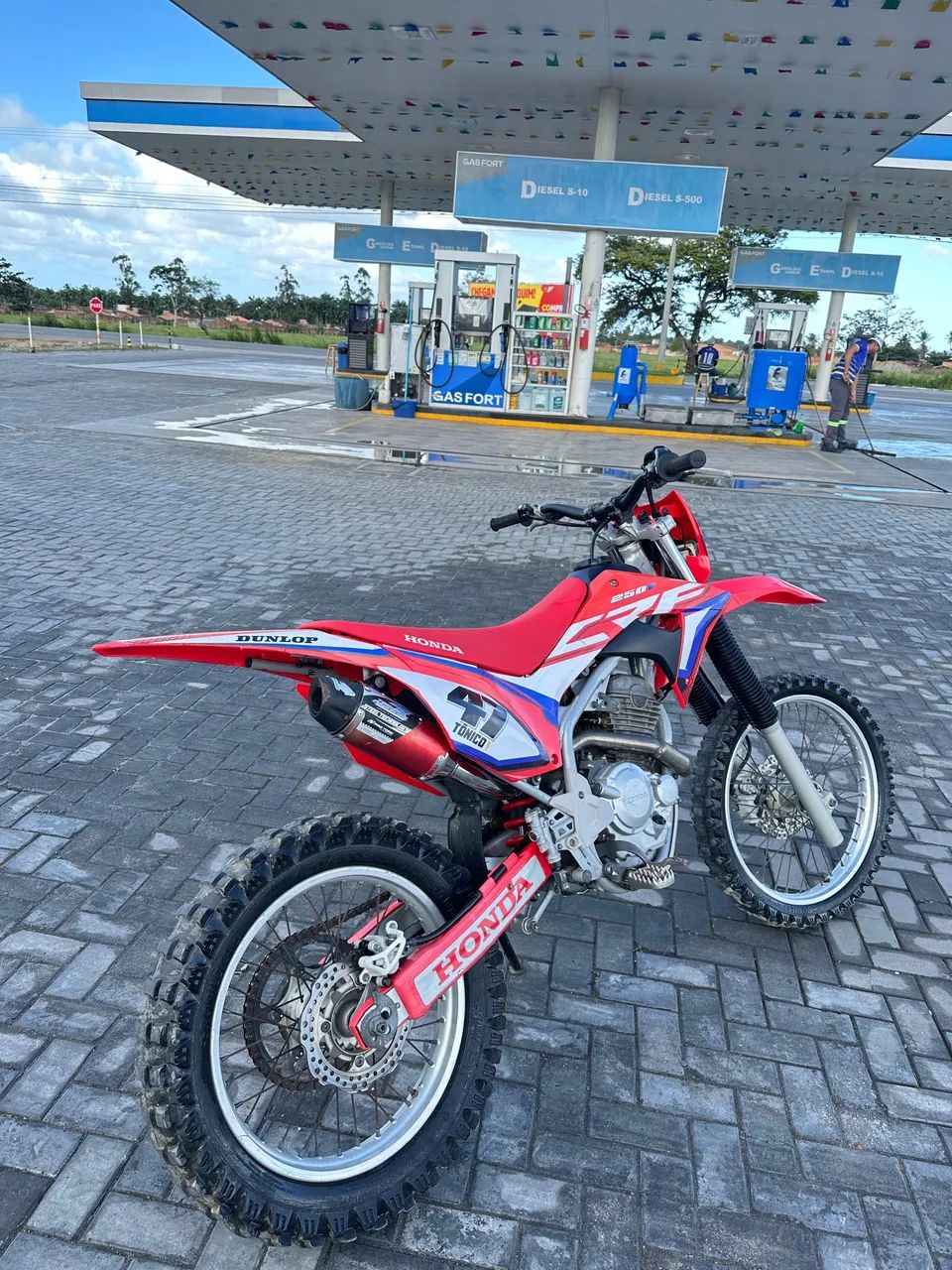 Moto CRF 2022 - Foto 4