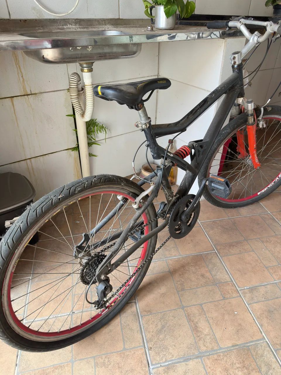 BICICLETA MTB FULL SUSPENSION ARO 26  - Foto 2