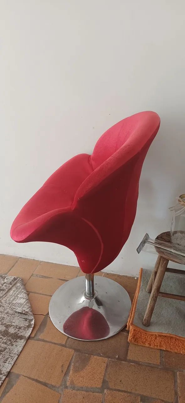 Vende poltrona tulipa