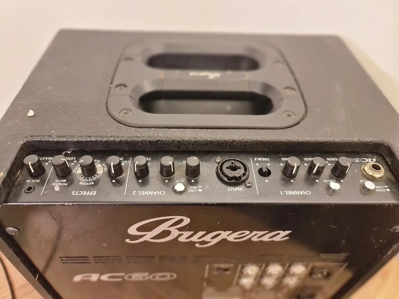 Amplificador Bugera Ac 60  Violao e voz efeitos  - Foto 5