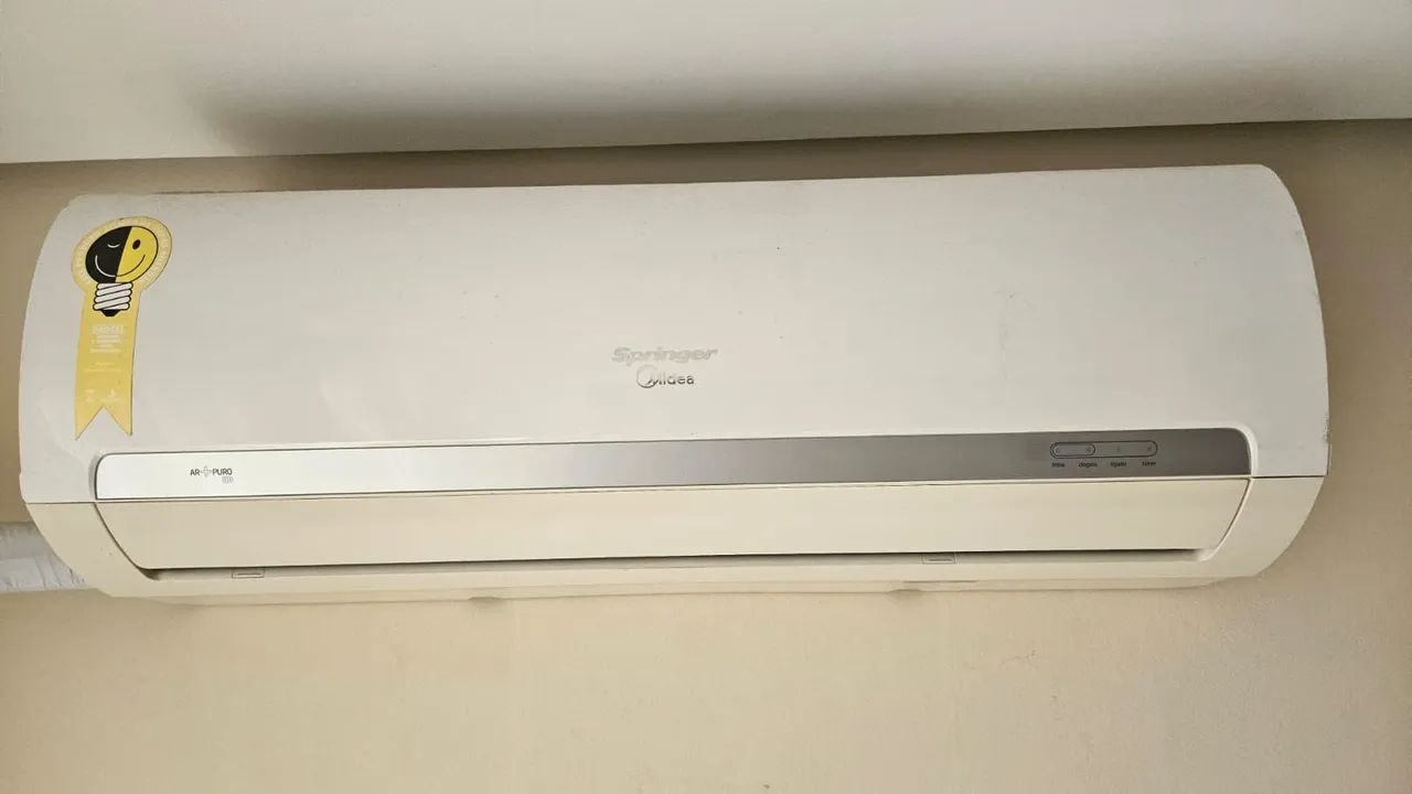 Ar-condicionado Split Springer Midea 12.000 BTUs