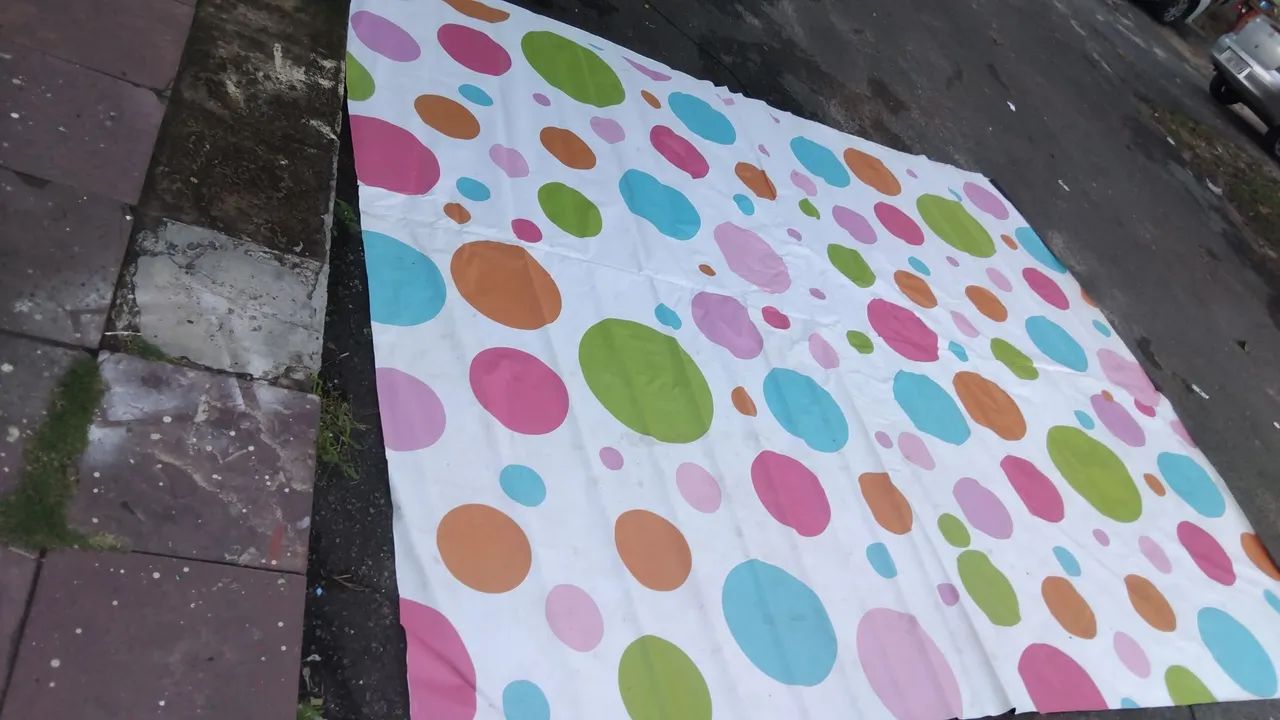 LONA IMPERMEÁVEL 5 X 4. Serve pra festa. 
