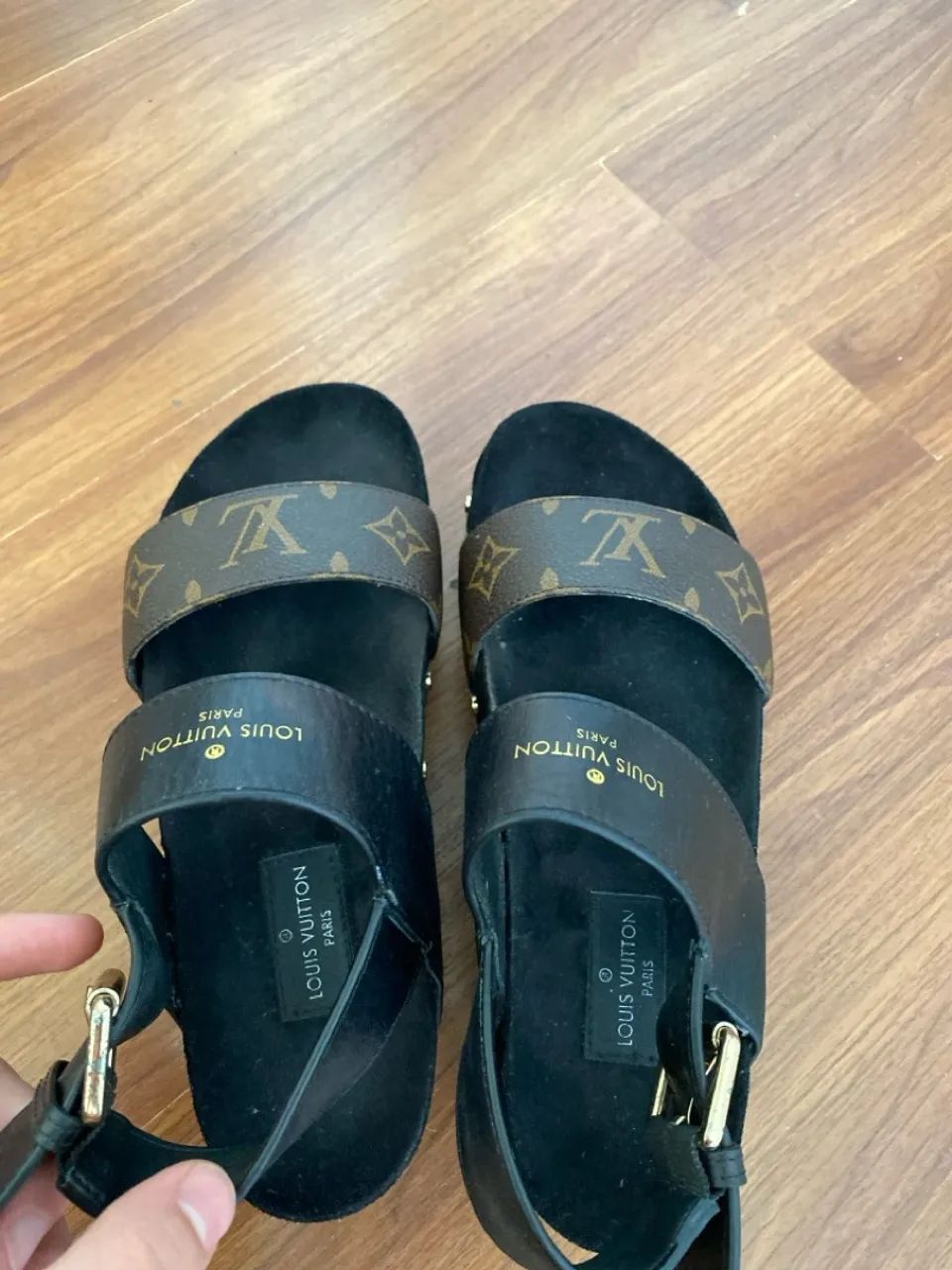 Sandália Louis Vuitton - Foto 4